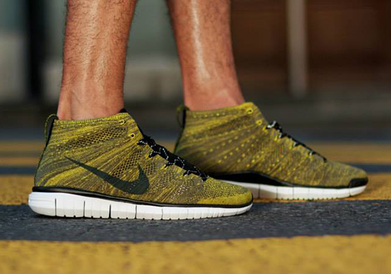 Nike Flyknit Chukka Tarp Gold