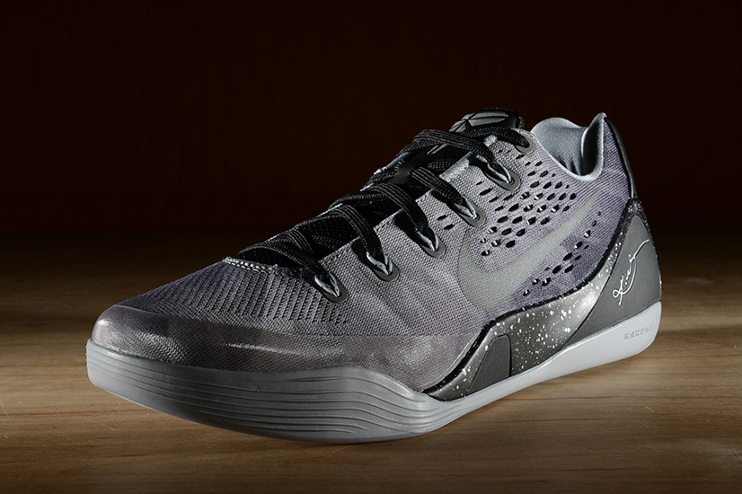 Nike Kobe 9 Metallic Silver Release Date 07