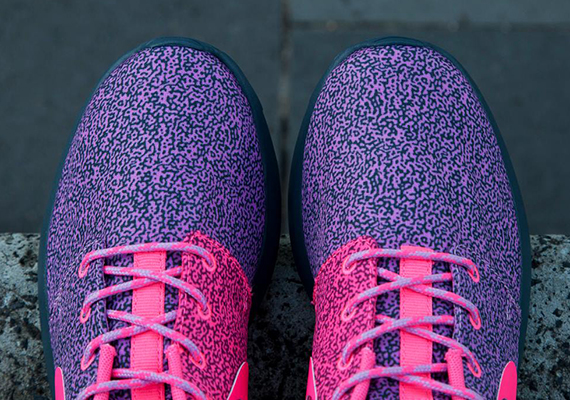 Nike Wmns Roshe Run Print Magenta Pink 2