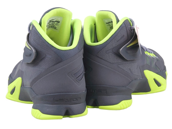 Nike Zoom Soldier Viii Grey Volt 04