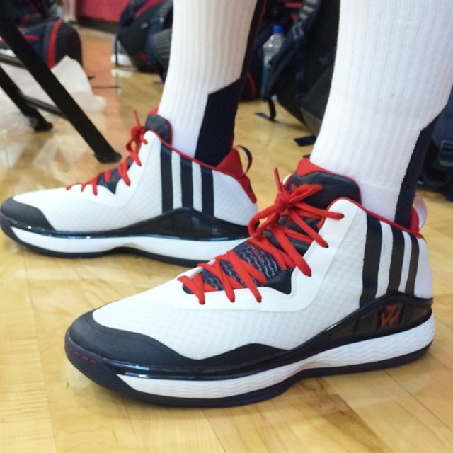 Team Usab Sneakers 04