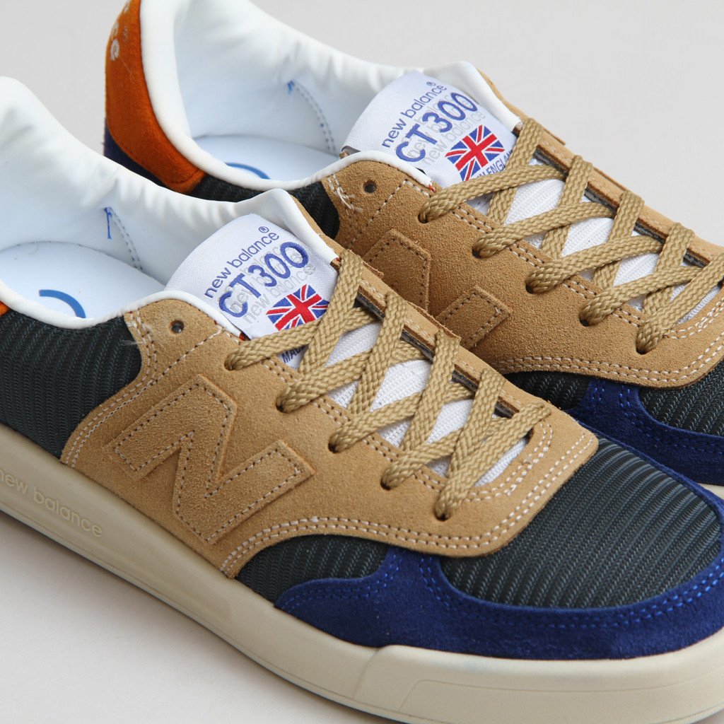 24 Kilates New Balance Ct 300 02