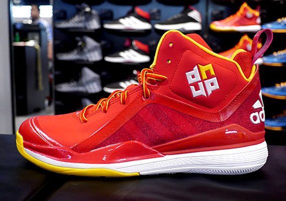 Adidas D Howard 5 Rockets 01