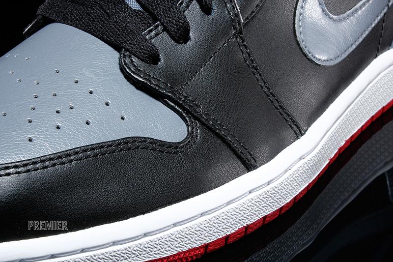 Air Jordan 1 Low Cool Grey Gym Red 05