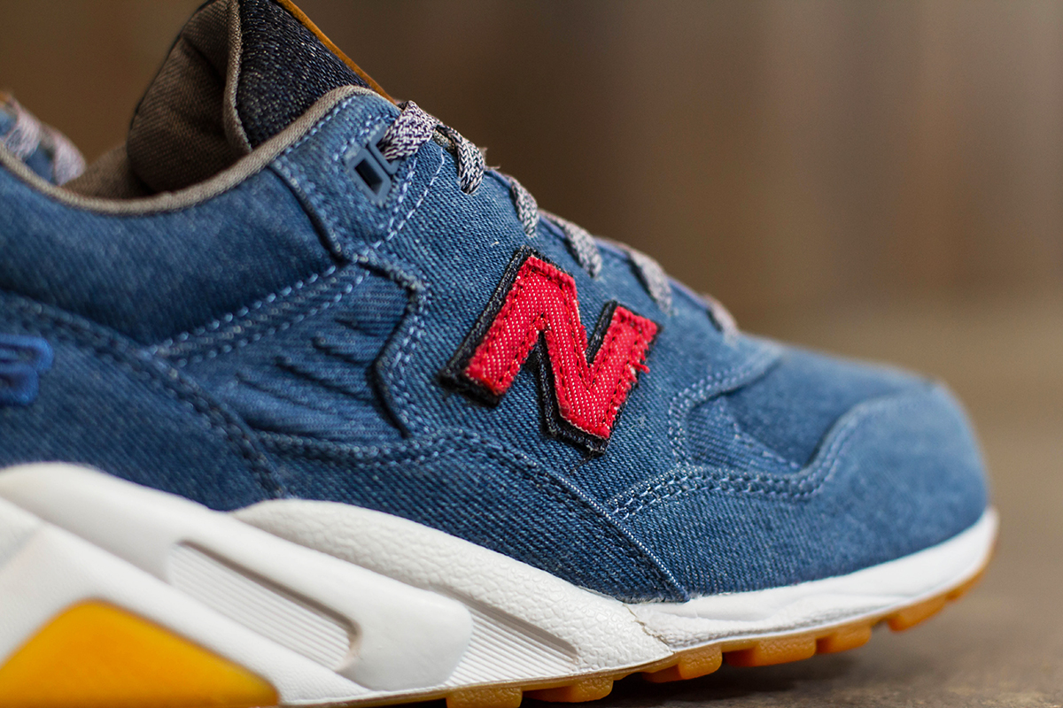 Capsule New Balance Mt580 Canadian Tuxedo Arriving Additional Retailers 06