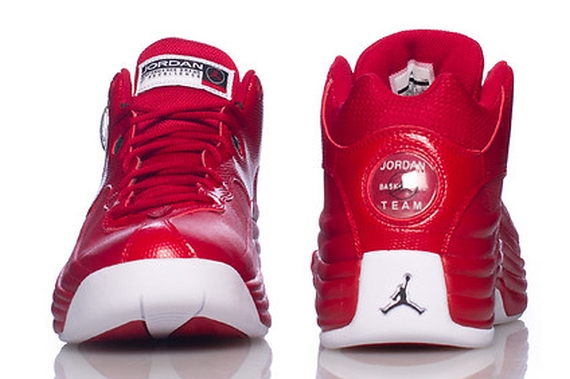 Jordan Jumpman Team 1 Red White 02