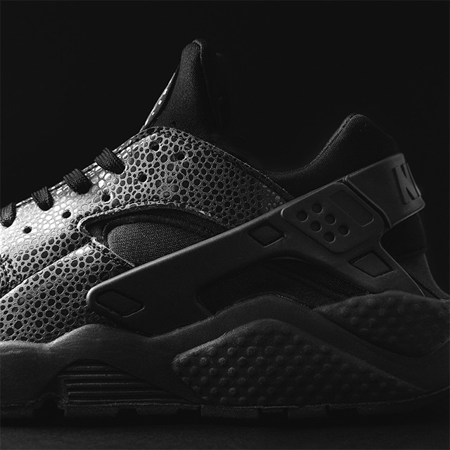 Nike Air Huarache Black Safari 01