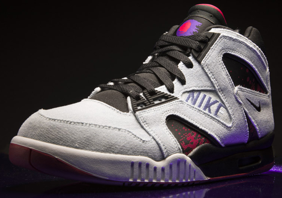 Nike Air Tech Challenge Hybrid Washed Denim Black Fucshia Force Dark Concord 2
