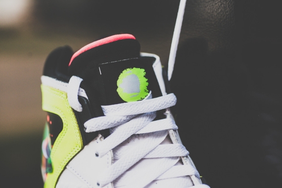 Nike Air Tech Challenge Hybrid White Volt Hot Lava 04