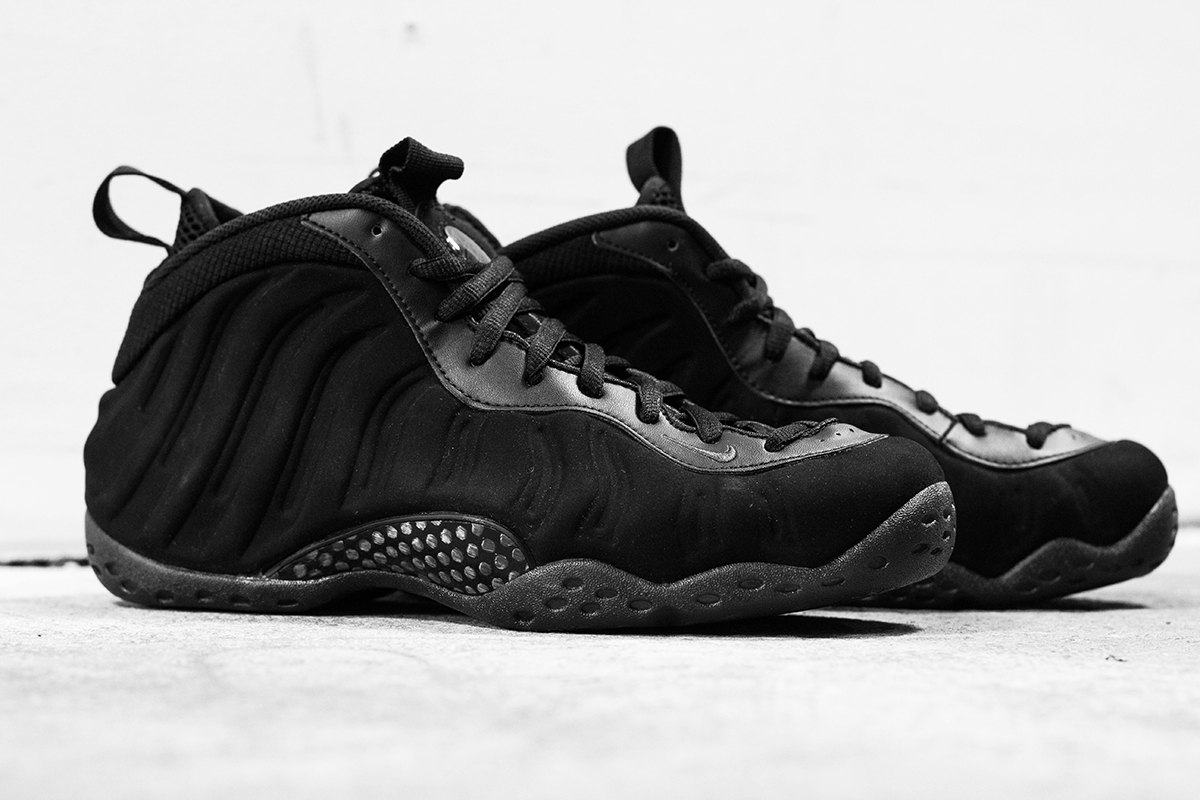 Nike Foamposite One Triple Black Suede Arriving 01