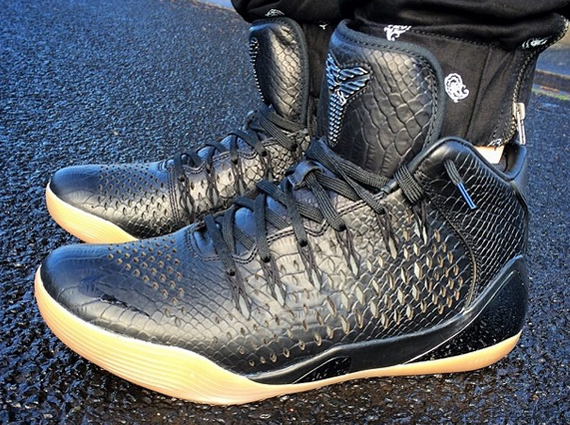 Nike Kobe 9 Mid Ext Black Snake