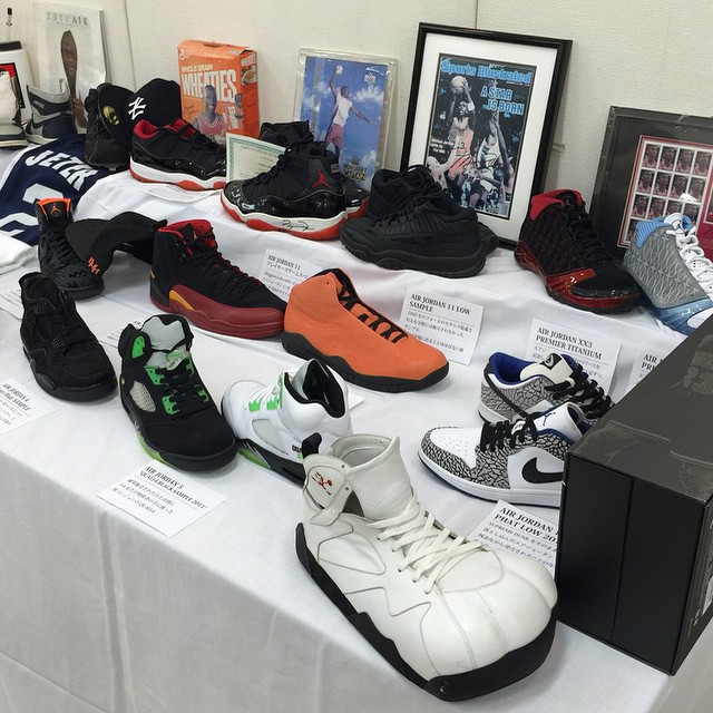 Air Jordan 7 Cardinal Bugs Bunny 02