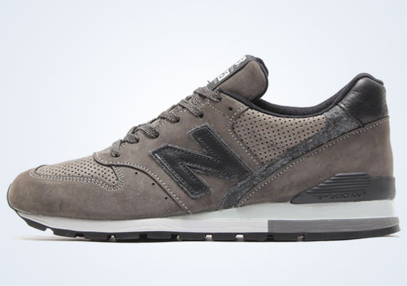 New Balance 996 Made In Usa Dark Grey 01