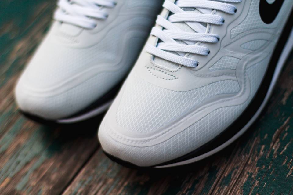 Nike Air Max Lunar1 Wr Pure Platinum Black 04