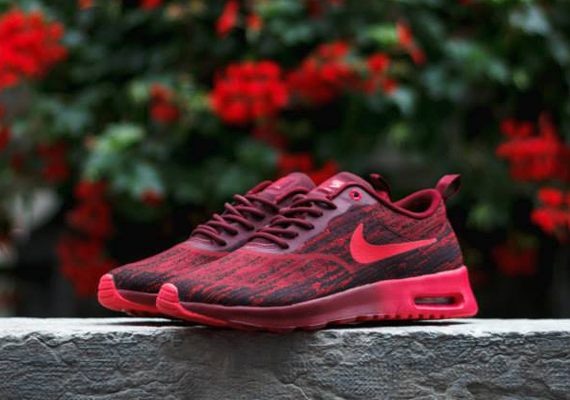 Nike Air Max Thea Jcrd Team Red Action Red 03