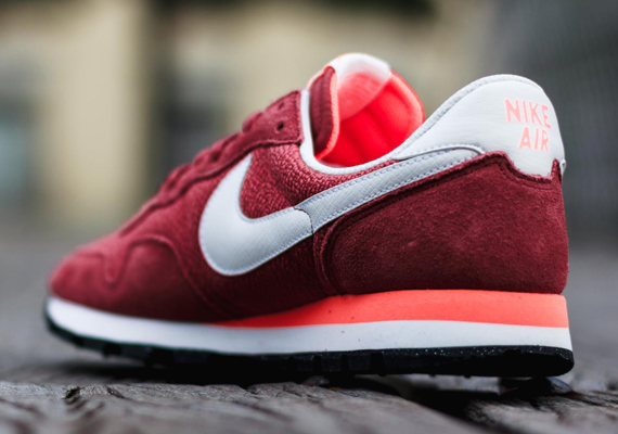 Nike Air Pegasus 83 Cedar Hyper Crimson 03