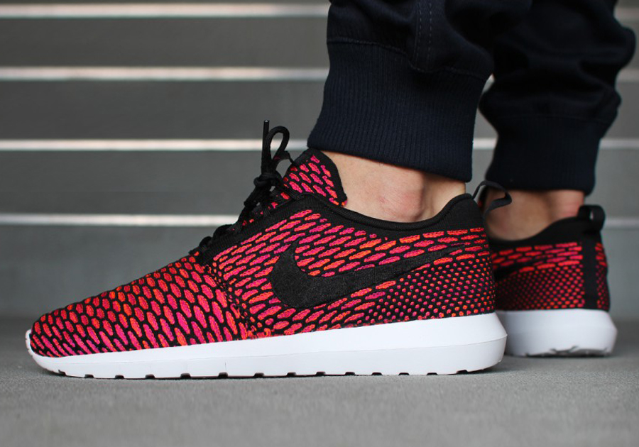 Nike Flyknit Roshe Run Fireberry Total Orange