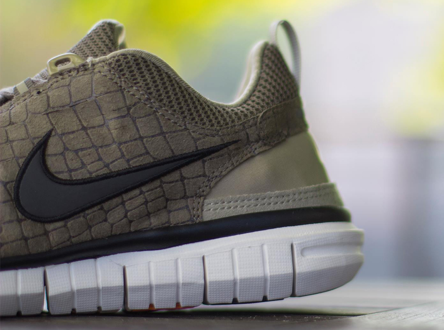 Nike Free Og 14 Dark Dune Bamboo 05