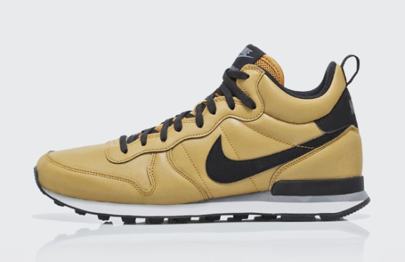 Nike Internationalist Mid Qs Pack 08