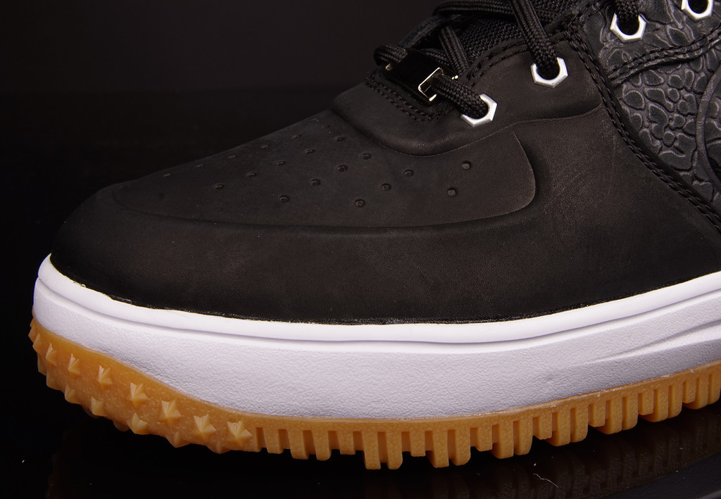Nike Lunar Force 1 Hi Sneakerboot Black Elephant Gum 02
