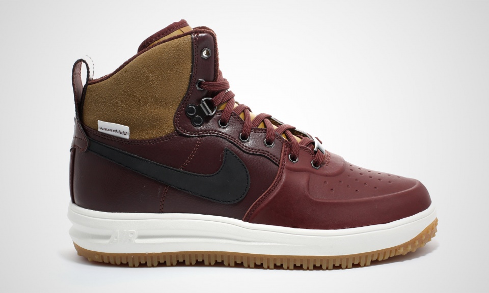 Nike Sportswear Holiday 2014 Preview 05