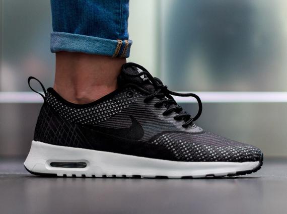 Nike Women's Air Max Thea Jacquard - Dark Grey - Black - Metallic Silver