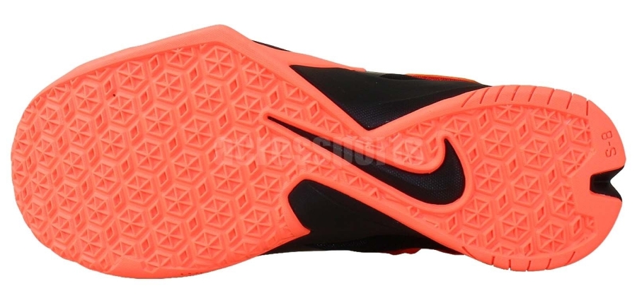 Nike Zoom Solider 8 Black Bright Mango 04
