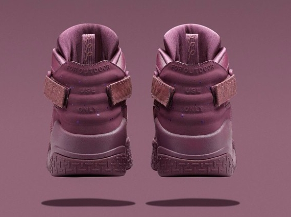 Pigalle Air Raid Nike 02