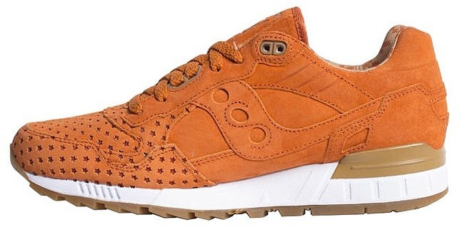 Saucony Play Cloths Strange Fruit 03