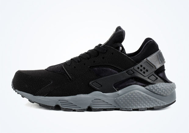 Nike Air Huarache Black Grey Sole 01