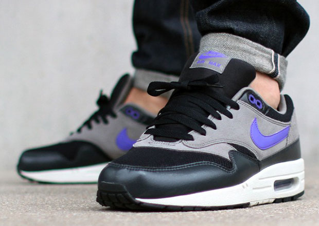Nike Air Max 1 Black Grey Hyper Grape