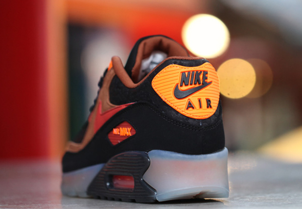 Nike Air Max Halloween Release Reminder 4