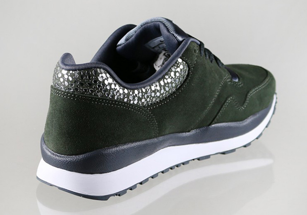 Nike Air Safari Sequoia Dark Grey 04