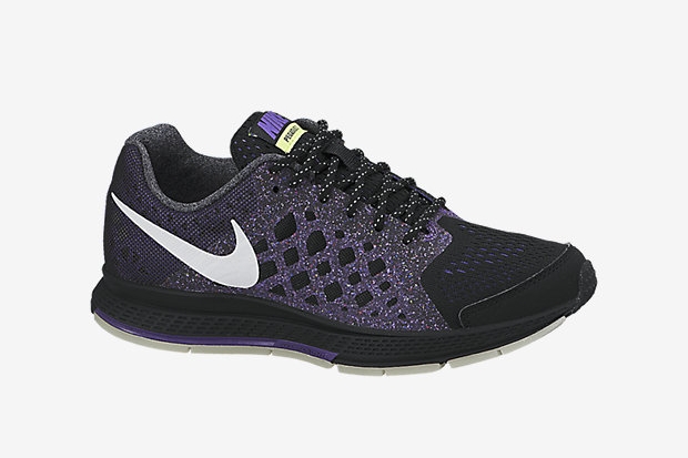 Nike Glow Wild Sneakers 06