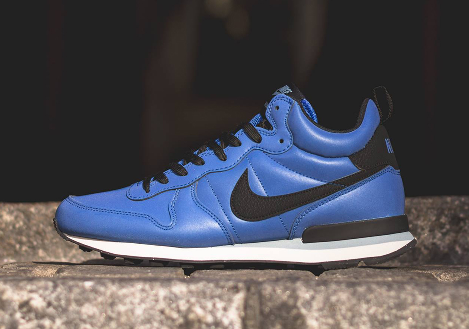 Nike Internationalist Mid Reflective Pack Detailed Images 10
