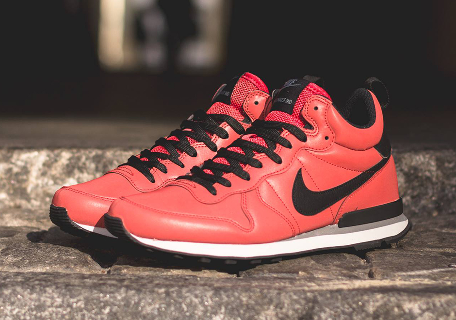Nike Internationalist Mid Reflective Pack Detailed Images 4