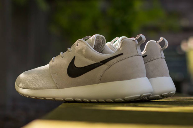 Nike Roshe Run Light Ash Grey 04