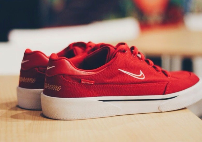 Supreme x Nike SB GTS – Red – White