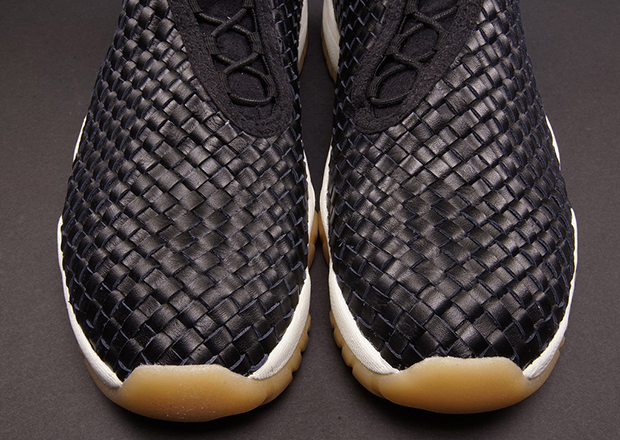 Jordan Future Premium Black Gum 3