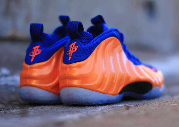 Nike Air Foamposite One Knicks 3