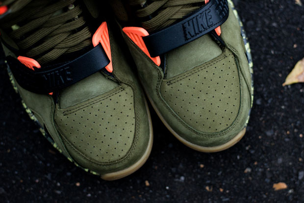 Nike Air Trainer Sc Ii High Bo And Arrows Release Reminder 07