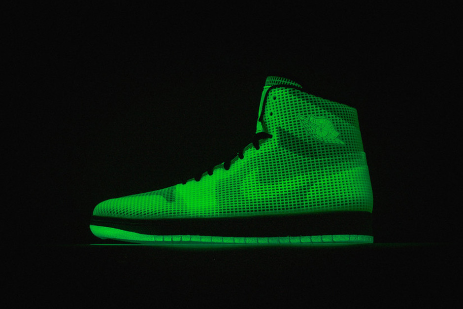Air Jordan 4Lab1 "Glow" - Arriving at Retailers