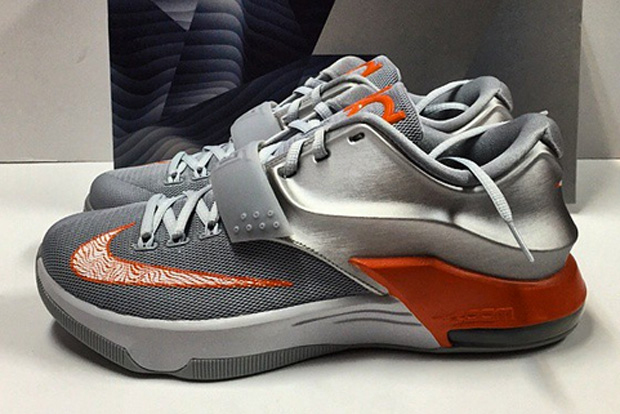 Nike KD 7 "Texas" - Release Date