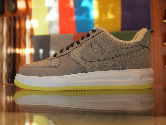 Loopwheeler x Nike Lunar Force 1 - Available in Japan