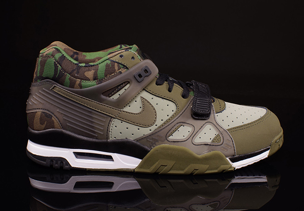 Nike Air Trainer 3 Camo 4