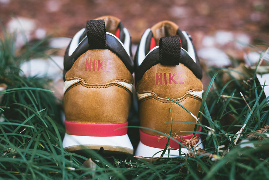 Nike Internationalist Mid Escape 4