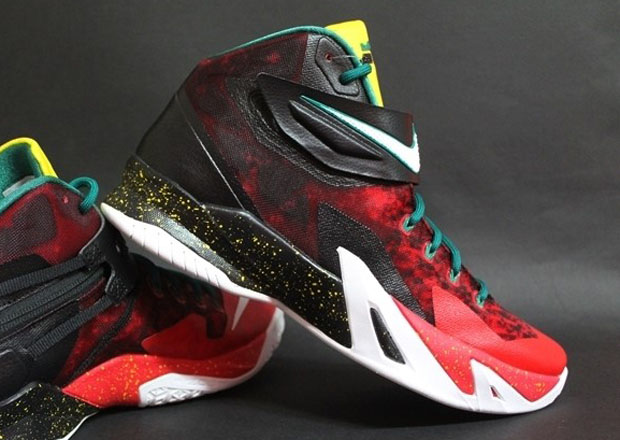 Nike Zoom LeBron Soldier 8 "Christmas"