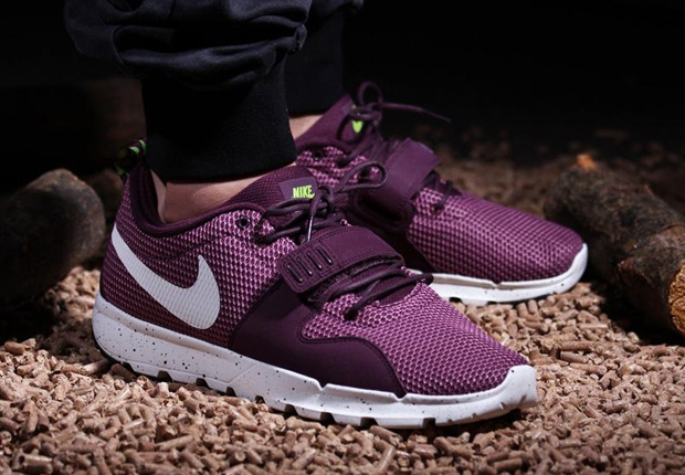 Nike SB Trainerendor “Merlot”