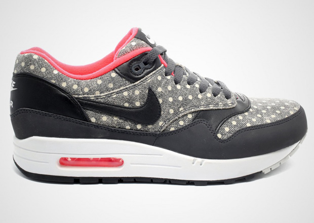 Nike Sportswear Polka Dot Pack January 2015 2