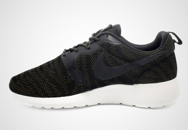 Nike Womens Roshe Run Jacquard Faded Olive Black 2
